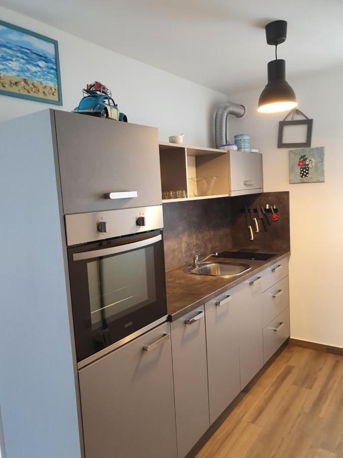 Teo Lägenhet Čižići Exteriör bild
